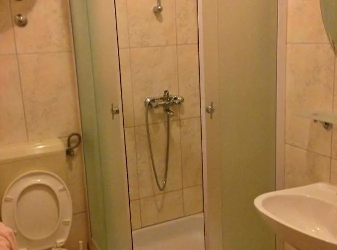 شقة A3 - Apt W Patio 3 Min Walking From The Duće
