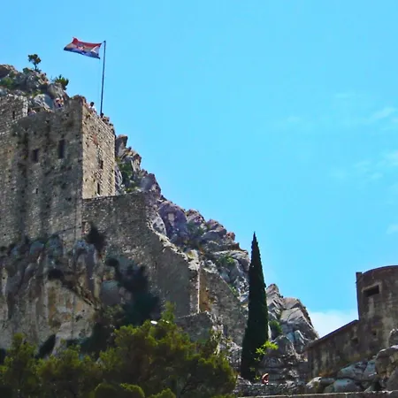 Διαμέρισμα A3 - Apt W Patio 3 Min Walking From The